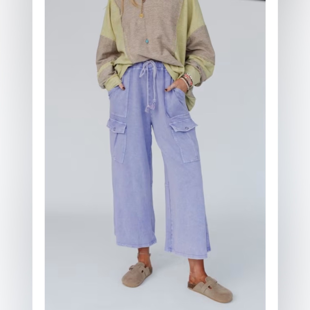 Vibe’n Cargo Wide Leg Pants NWT